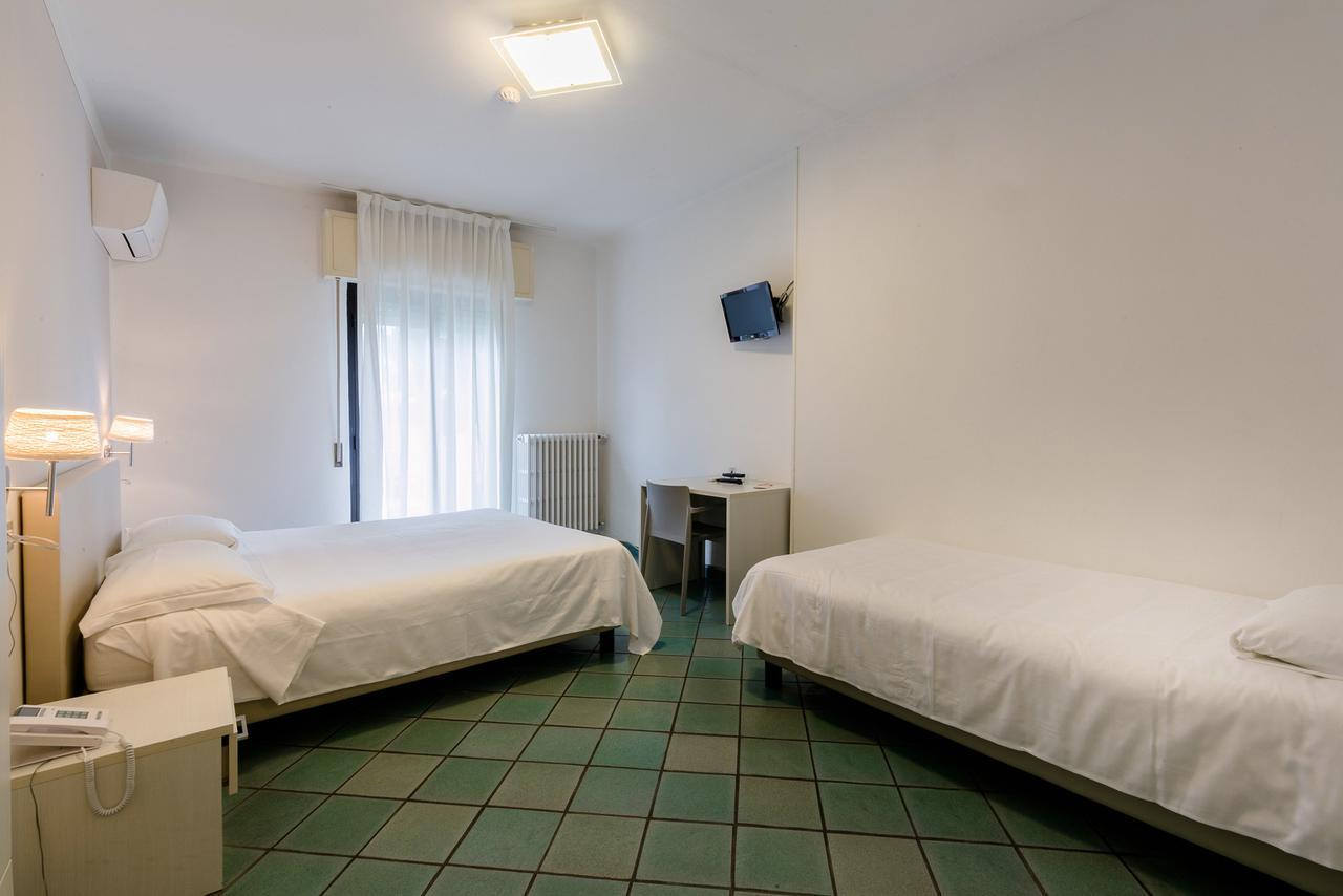 Hotel Saviola Sirmione Extérieur photo