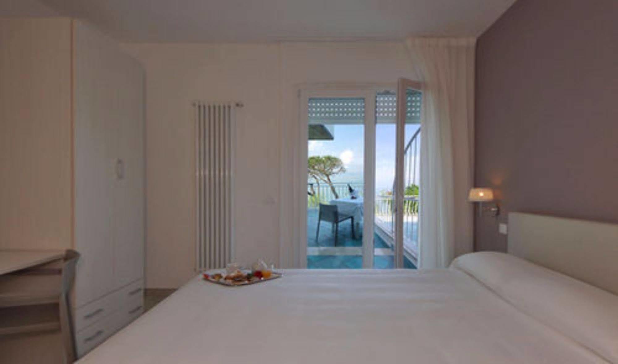 Hotel Saviola Sirmione Extérieur photo